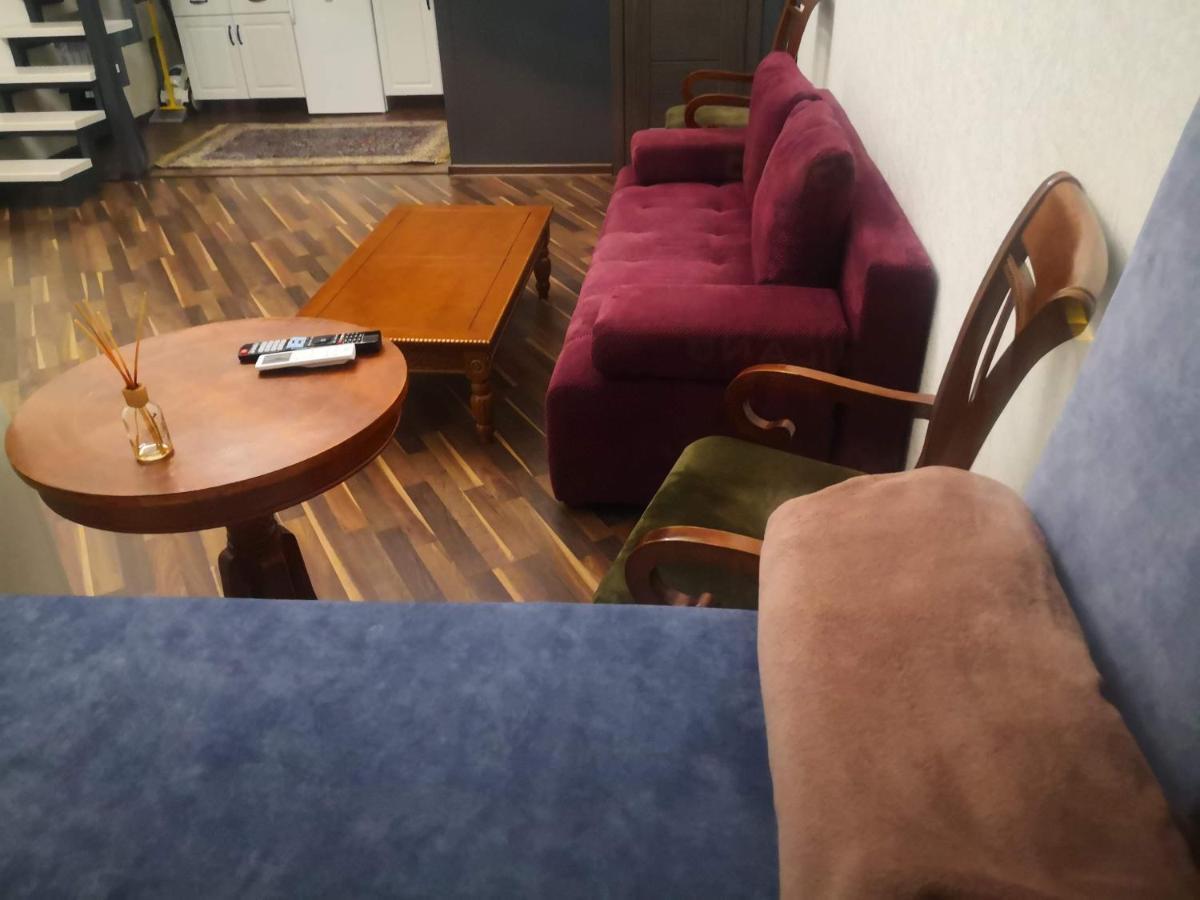 Затишні Апартаменти, Вулиця Дерибасівська, 13 Οδησσός Εξωτερικό φωτογραφία