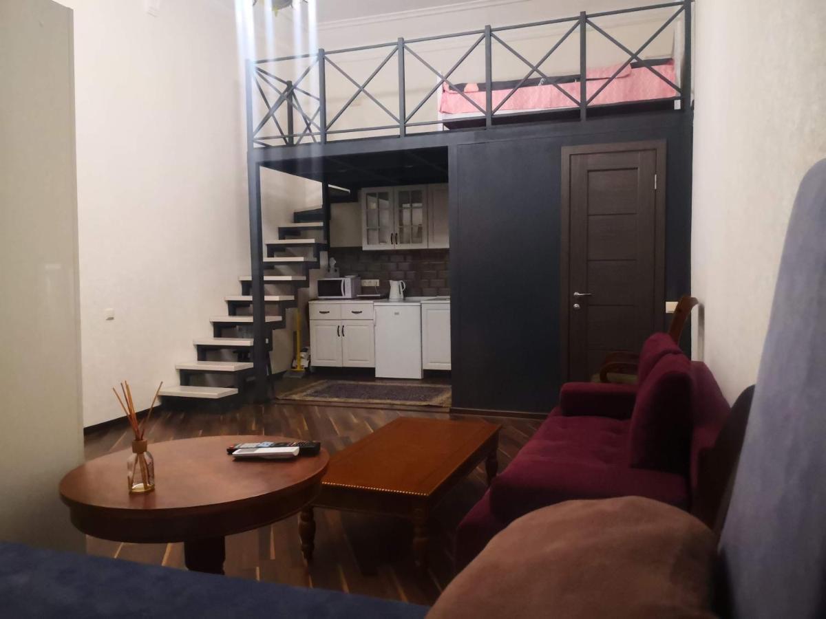 Затишні Апартаменти, Вулиця Дерибасівська, 13 Οδησσός Εξωτερικό φωτογραφία