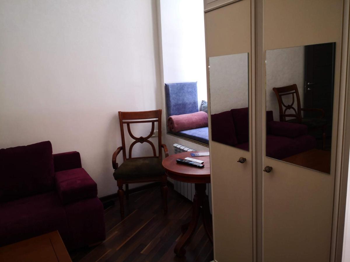 Затишні Апартаменти, Вулиця Дерибасівська, 13 Οδησσός Εξωτερικό φωτογραφία