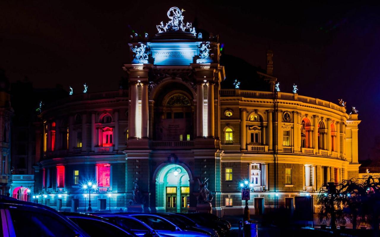 Затишні Апартаменти, Вулиця Дерибасівська, 13 Οδησσός Εξωτερικό φωτογραφία